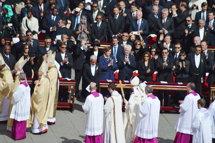 Nastupna misa pape Franje